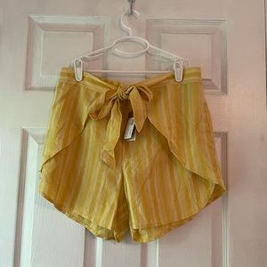 NWT Patagonia Wrap Shorts - Yellow